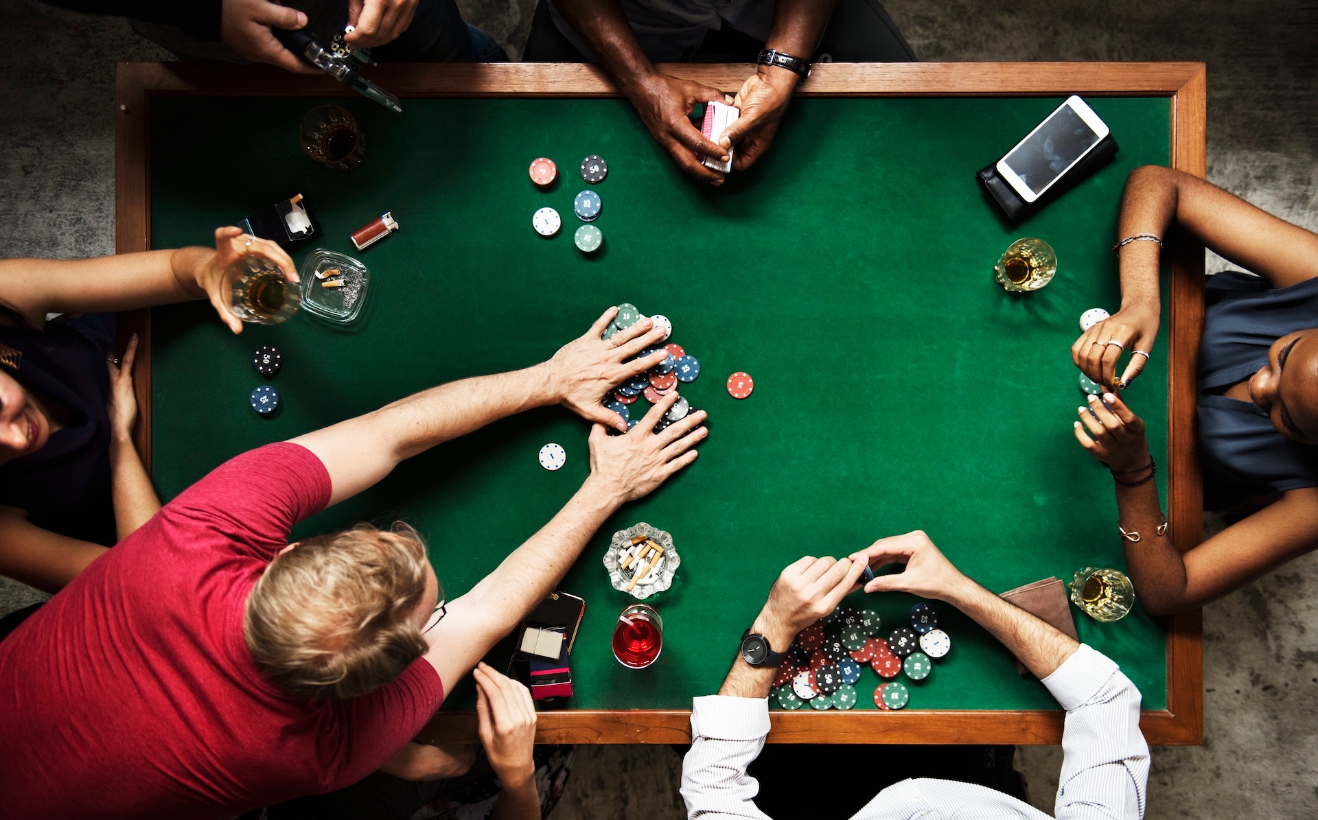diverse-group-playing-poker-and-socialising-2025-02-09-23-35-53-utc