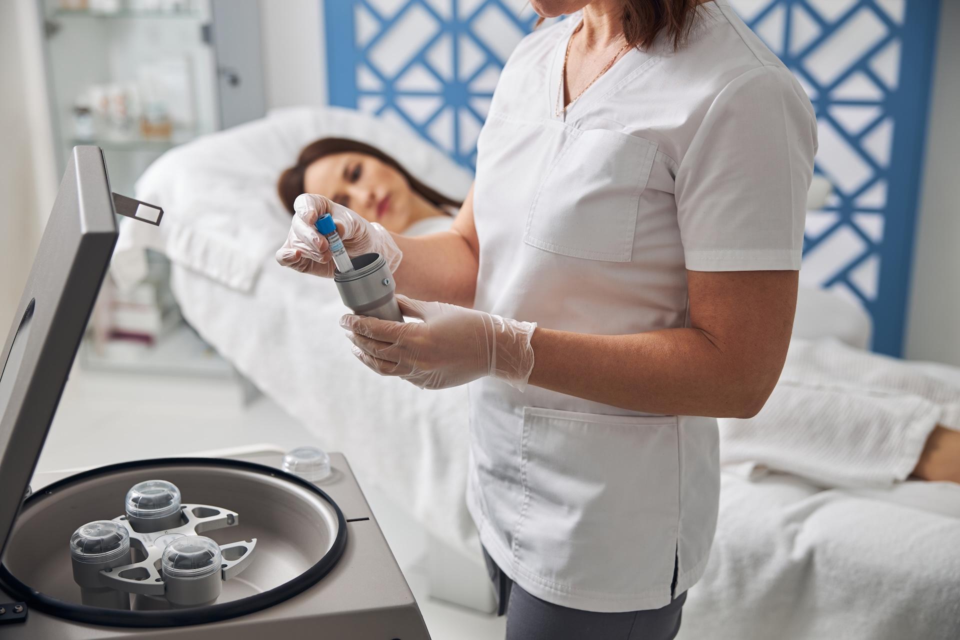 Detox Clinic: female patient in detox clinic